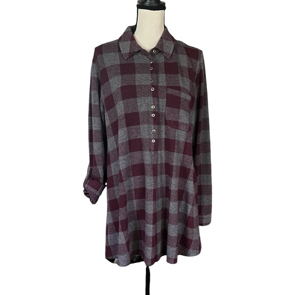 Soft Surroundings Tops - Soft Surroundings plaid rolled Button sleeve option pull over top.Sz. M